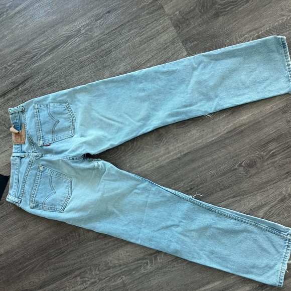 Custom Reworked Levi Jeans - Picture 4 of 6